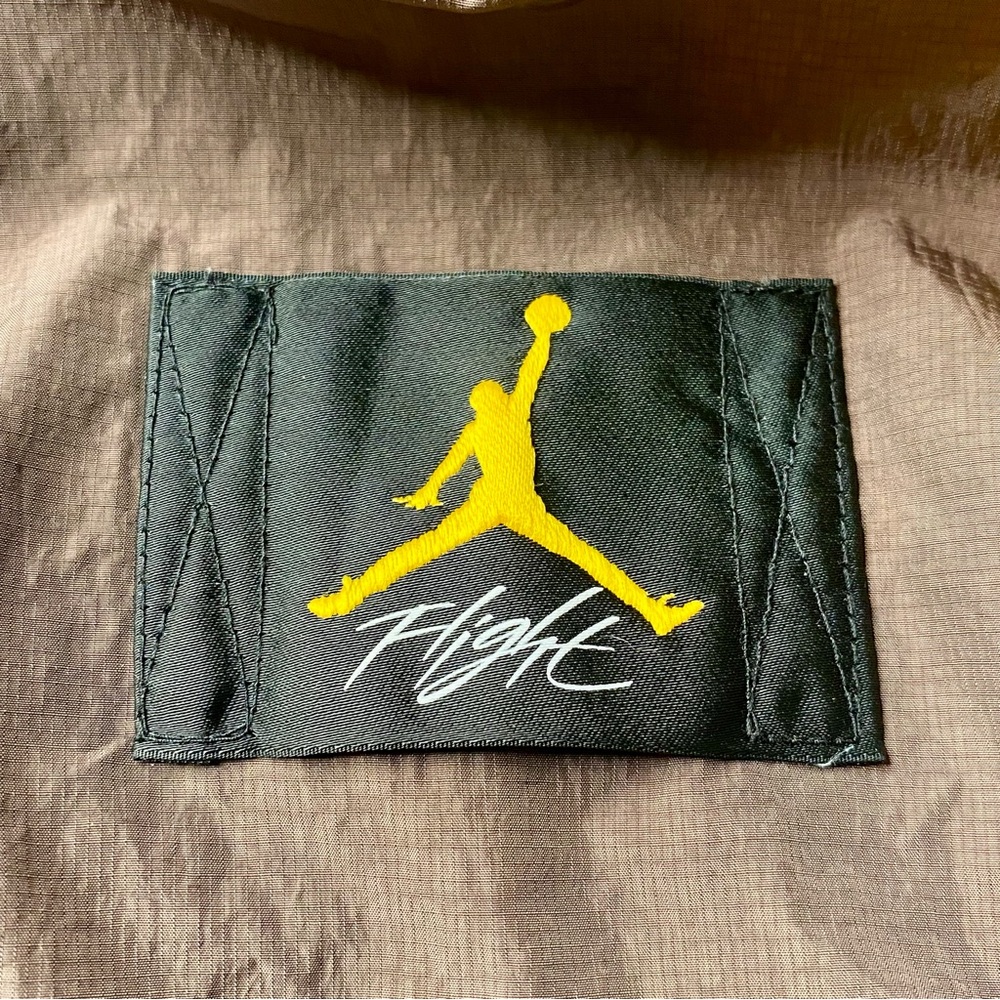 Jordan Flight Jacket / Windbreaker - Women’s Medium - Picture 4 of 5